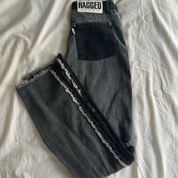 Colorblock Patchwork Ragged Jeans - Picture 1 of 3